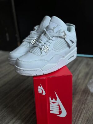 Tenis Retro 4 Mujer AAA