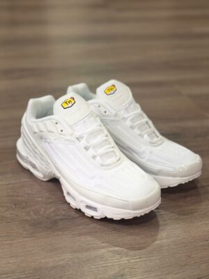 Tenis TN Plus Hombre AAA