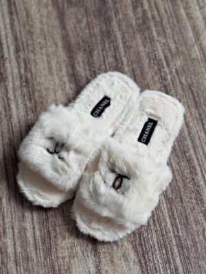 Pantuflas Chanel Mujer AAA